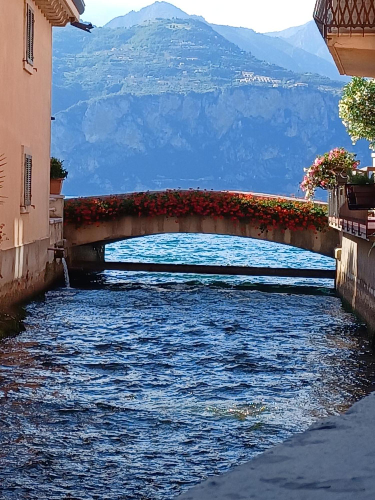 Monnalisa House Apartment Malcesine Luaran gambar